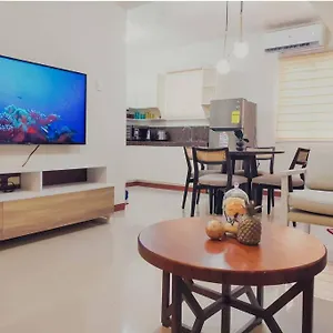 Cozy 3br With Garden, Pool & Modern Comforts Holiday home Angeles